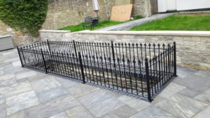 Fleur De Lys Railing around hole. 4