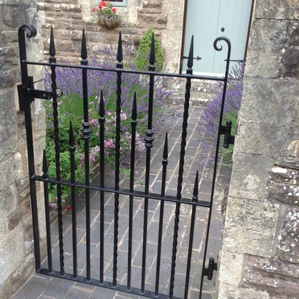 Victorian Gate with a Twist Finials