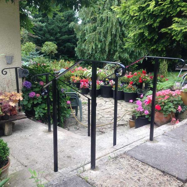 Plain Iron Handrail